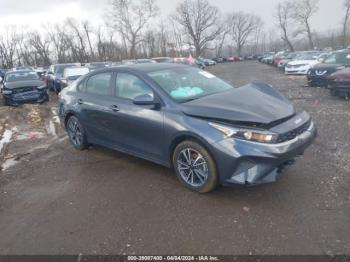  Salvage Kia Forte