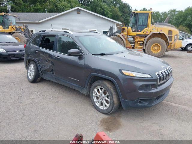  Salvage Jeep Cherokee