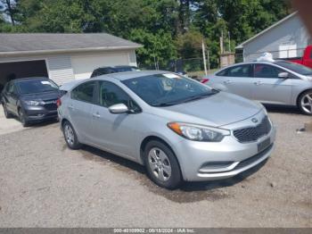  Salvage Kia Forte