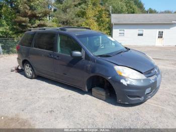  Salvage Toyota Sienna