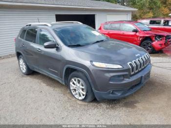  Salvage Jeep Cherokee