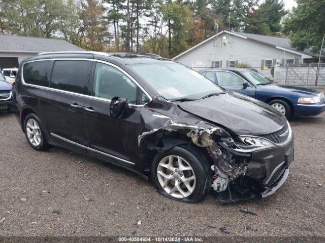  Salvage Chrysler Pacifica