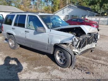  Salvage Jeep Grand Cherokee