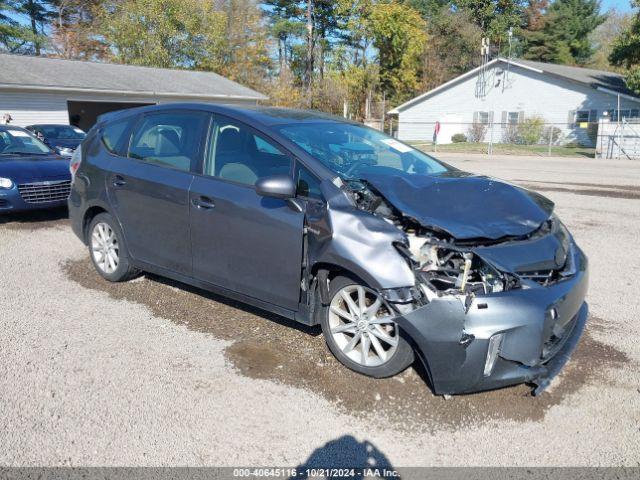  Salvage Toyota Prius v