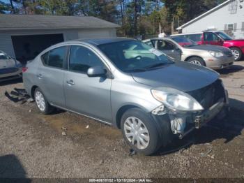  Salvage Nissan Versa