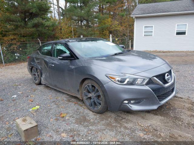  Salvage Nissan Maxima