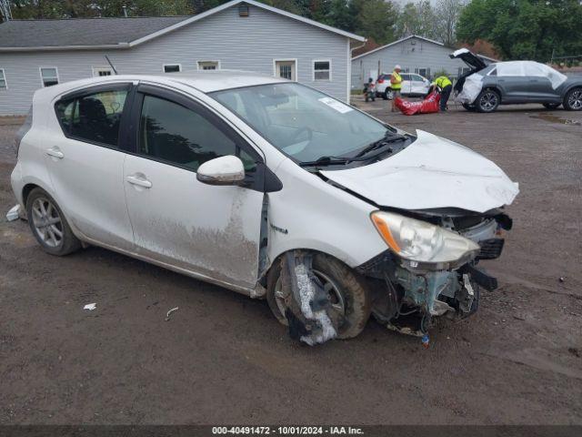  Salvage Toyota Prius c