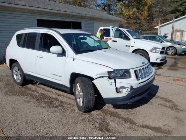  Salvage Jeep Compass