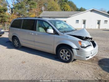  Salvage Chrysler Town & Country