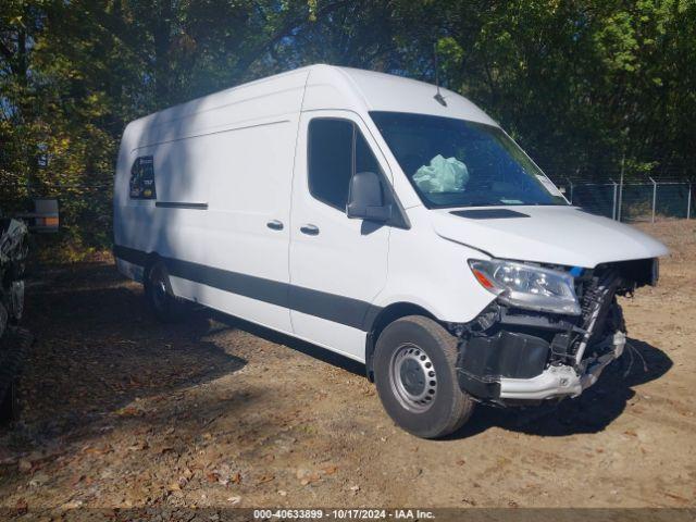  Salvage Mercedes-Benz Sprinter 2500