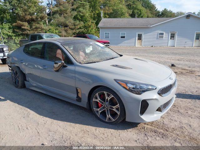  Salvage Kia Stinger