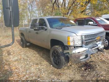  Salvage Chevrolet Silverado 2500