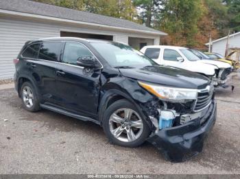  Salvage Toyota Highlander