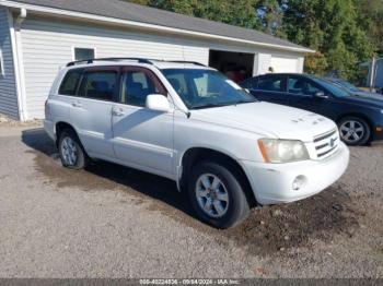  Salvage Toyota Highlander