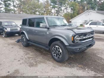  Salvage Ford Bronco