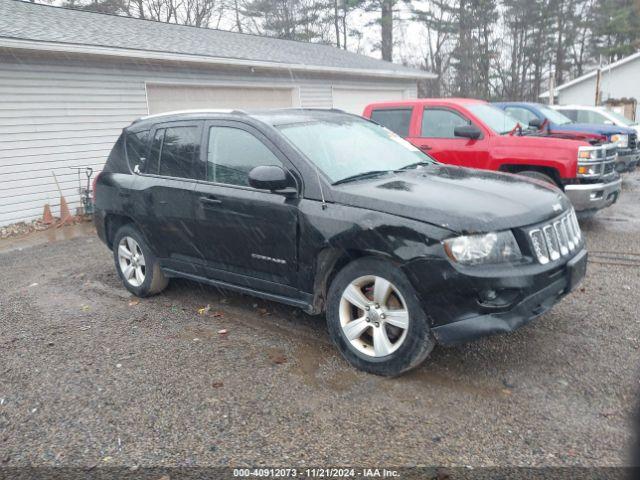  Salvage Jeep Compass