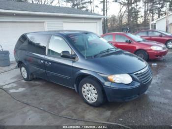  Salvage Chrysler Town & Country