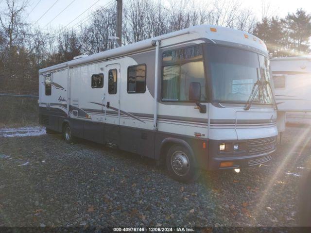  Salvage Ford Winnebago