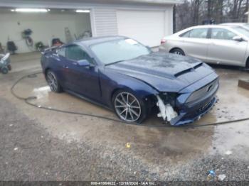  Salvage Ford Mustang