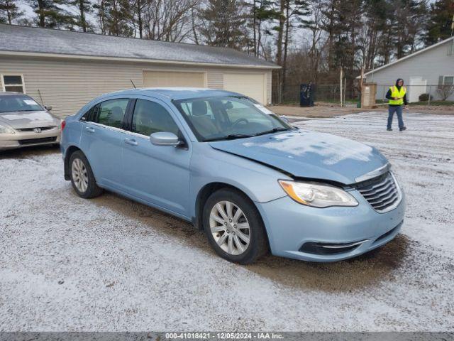  Salvage Chrysler 200