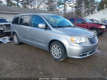  Salvage Chrysler Town & Country