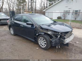  Salvage Nissan Altima