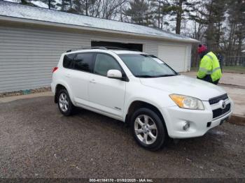  Salvage Toyota RAV4