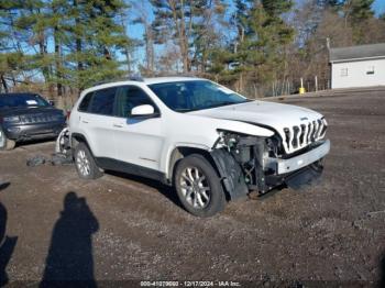  Salvage Jeep Cherokee