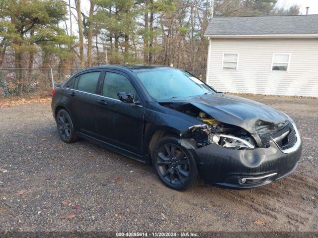  Salvage Chrysler 200