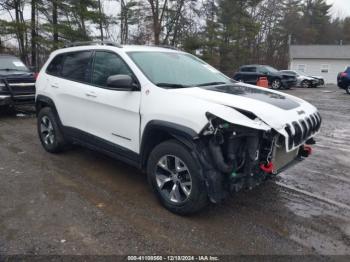  Salvage Jeep Cherokee