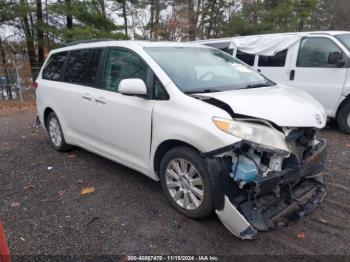  Salvage Toyota Sienna