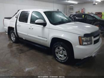  Salvage Chevrolet Avalanche 1500