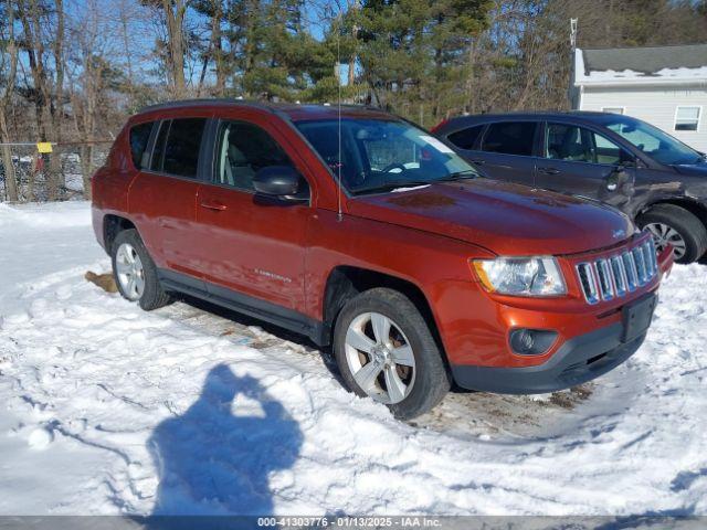  Salvage Jeep Compass