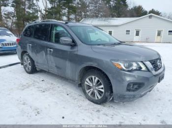  Salvage Nissan Pathfinder