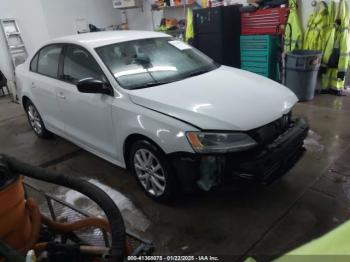  Salvage Volkswagen Jetta