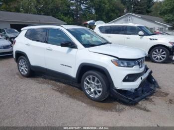  Salvage Jeep Compass