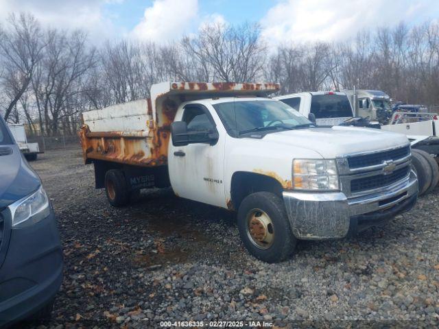  Salvage Chevrolet Silverado 3500