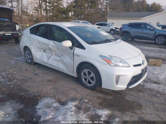  Salvage Toyota Prius