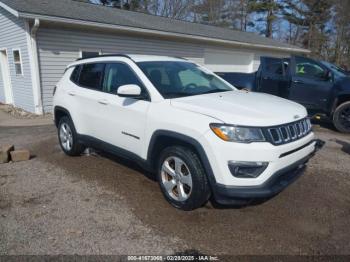  Salvage Jeep Compass