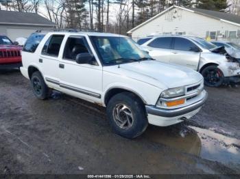  Salvage Chevrolet Blazer