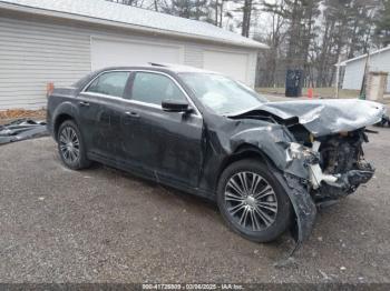  Salvage Chrysler 300