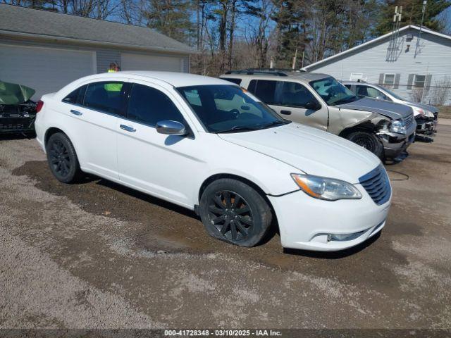  Salvage Chrysler 200