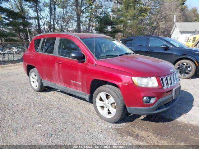  Salvage Jeep Compass