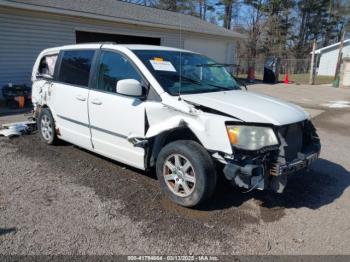  Salvage Chrysler Town & Country