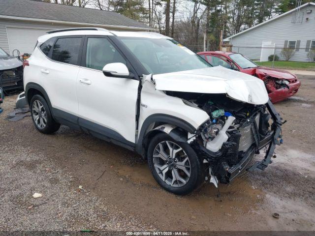 Salvage Kia Seltos