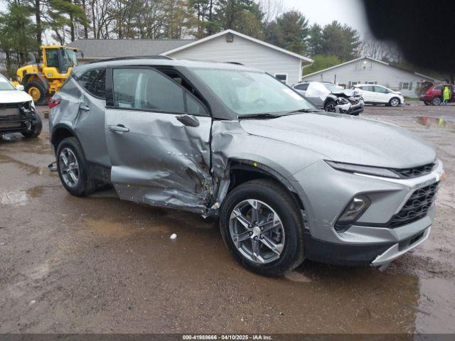  Salvage Chevrolet Blazer