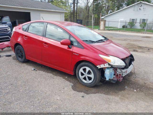  Salvage Toyota Prius