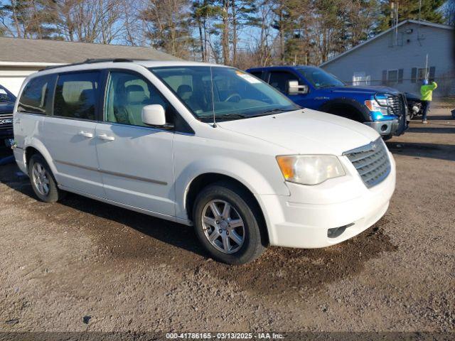  Salvage Chrysler Town & Country
