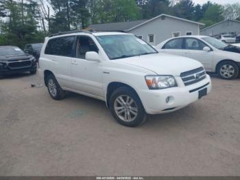  Salvage Toyota Highlander