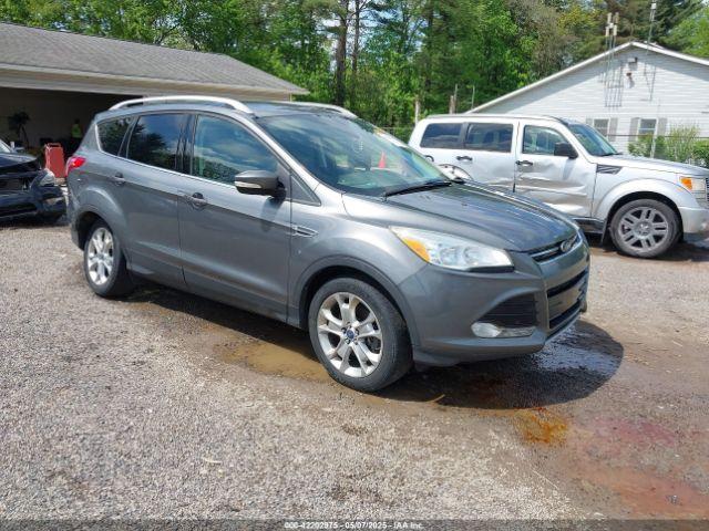  Salvage Ford Escape